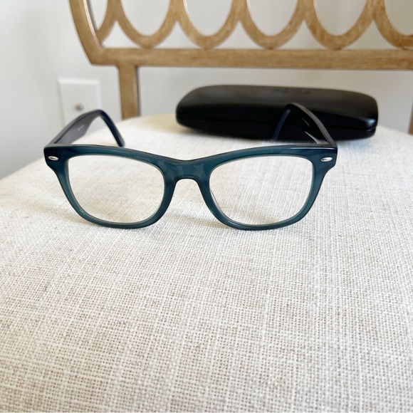 Blue Eyeglasses with case - Picture 3 of 4